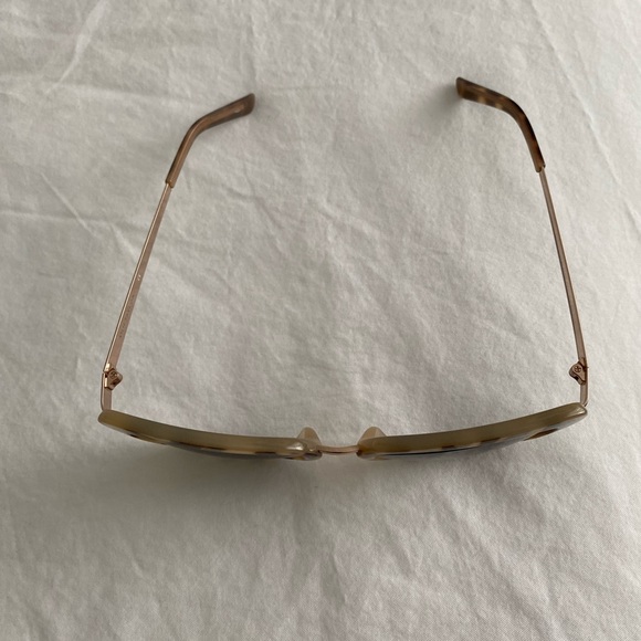 Tortoise shell sunglasses - Picture 3 of 5